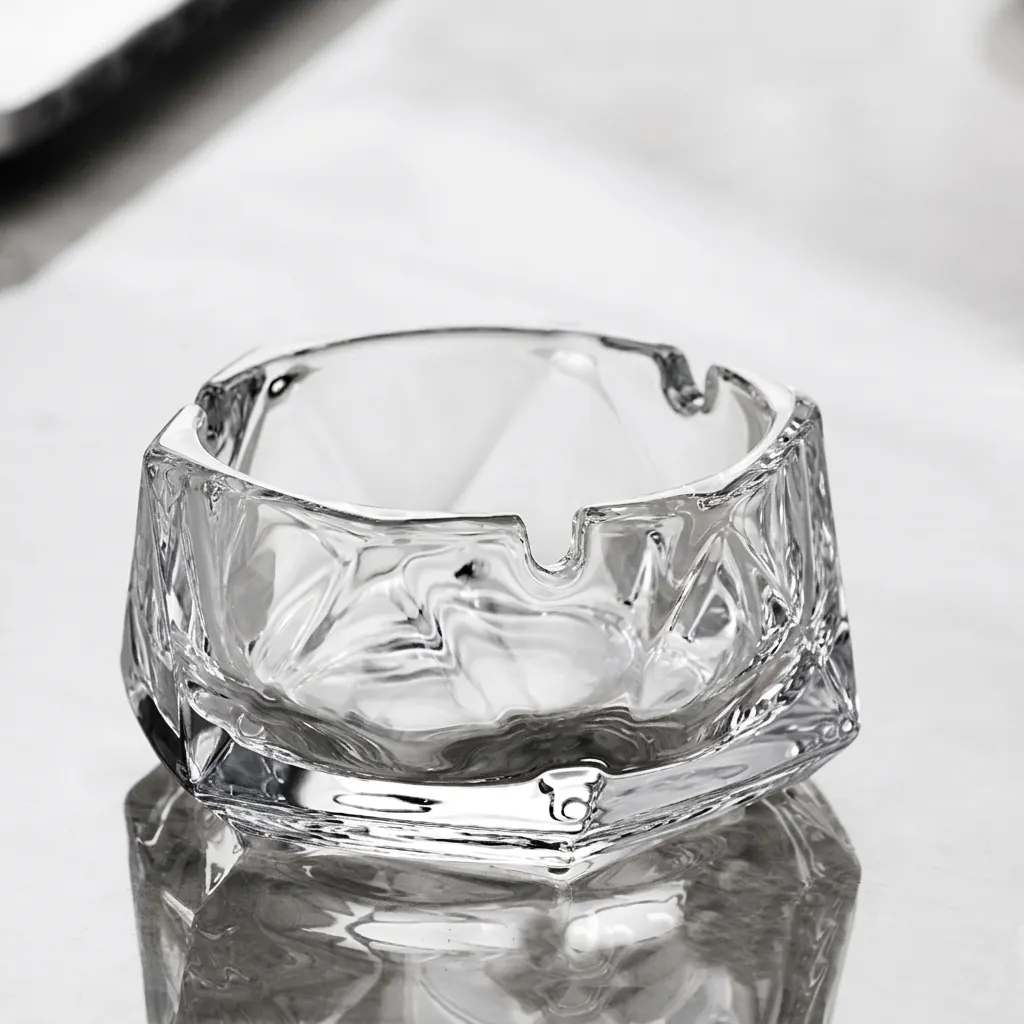 Transparent Glass Ashtray — BDA-1038 (image 4)