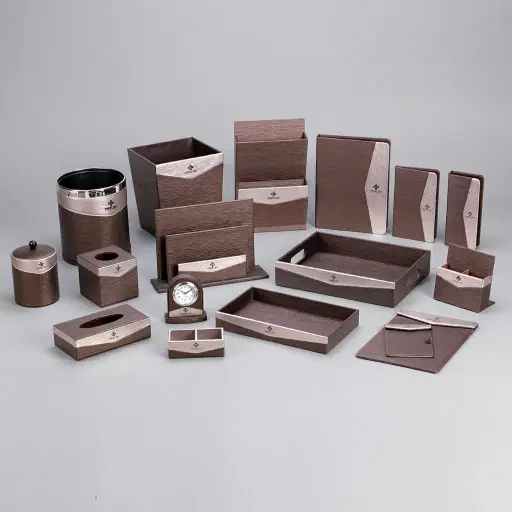 PU Leather 17-Piece Amenities Set