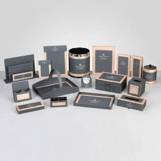 PU Leather 17-Piece Amenities Set with Pencil Case Organizer
